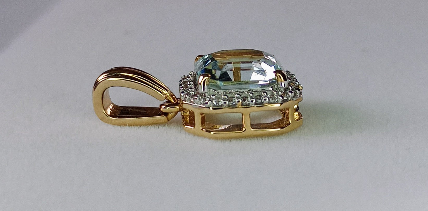 Asscher Cut Sokoto Aquamarine & white Zircon 9k Gold Pendant