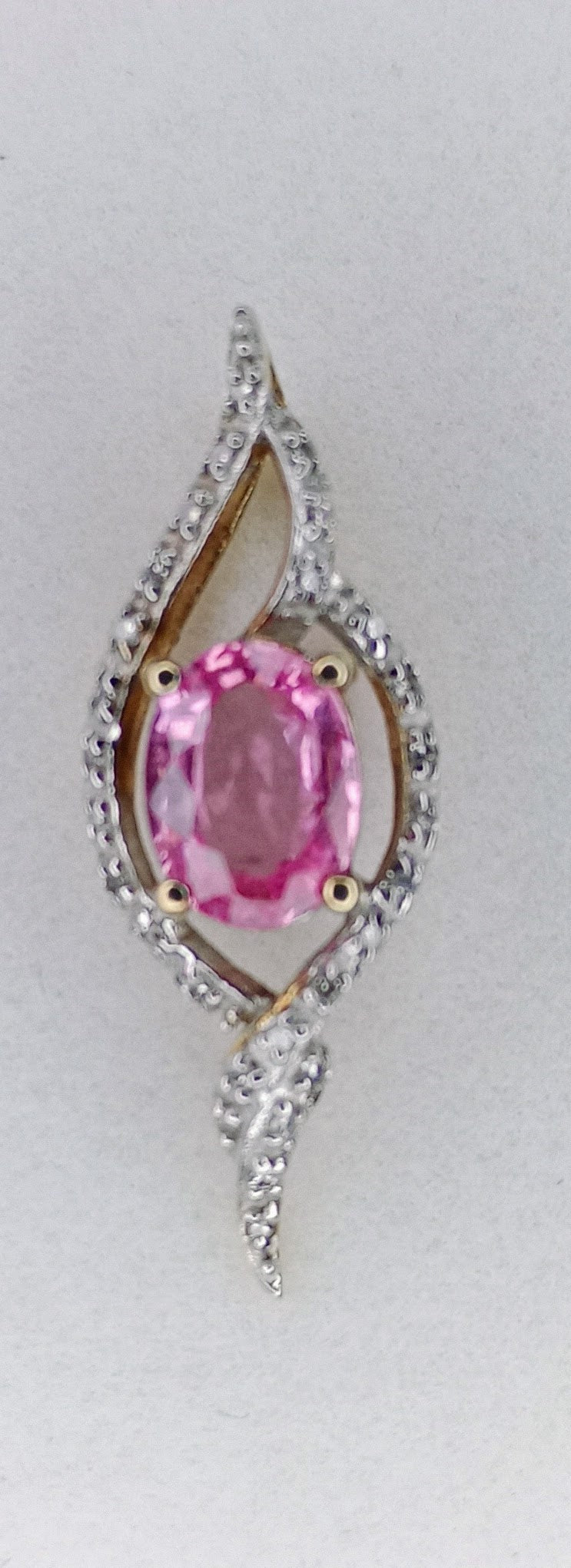 9K Ceylon Pink Sapphire Gold Pendant