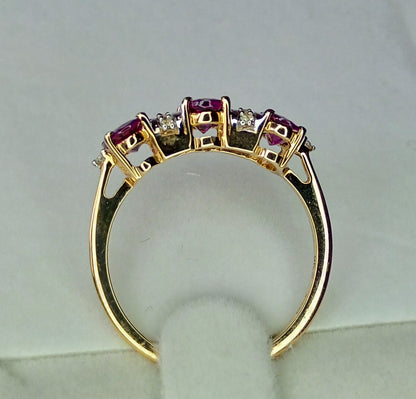 Size N-O Comeria Garnet and White zircon 9K gold Ring