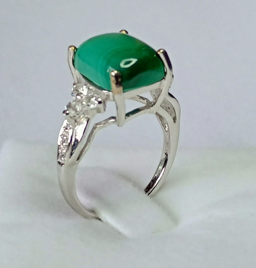 Malachite silver ring (Size N-O)