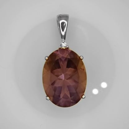 9K Colour Change Fluorite Gold Pendant