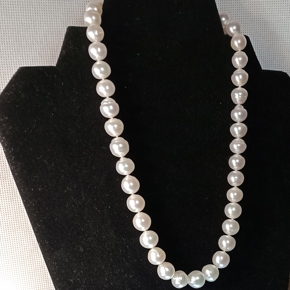 18" Sterling Silver Necklace With Natural South Sea Shell Pearl & CZ Pendant | Elegant Round Pendant For Women